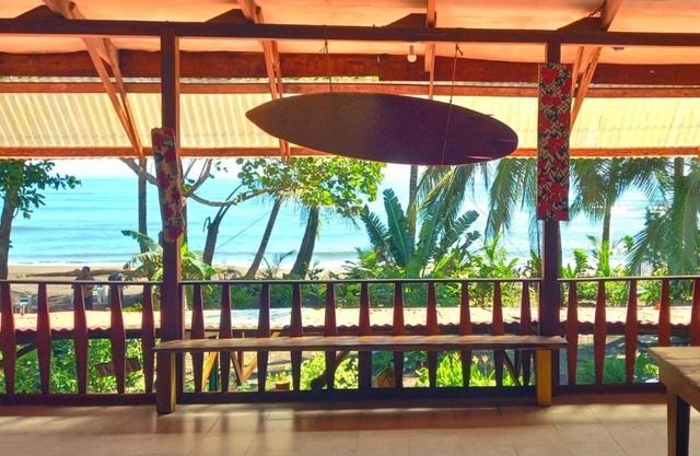 Tortuguero Adventures Beach House