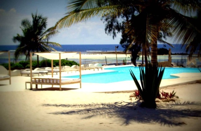 Tower Apartment Watamu - Beach Front