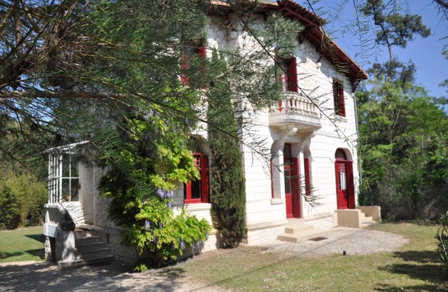 Très Belle Villa Familiale de Caractère - Plage et Commerces à Pied !