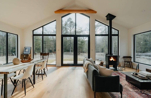 Trail's End - Modern + Private Cabin in the Wood