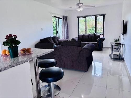Tranquil Shores Modern 1BR WiFi Pool Beach