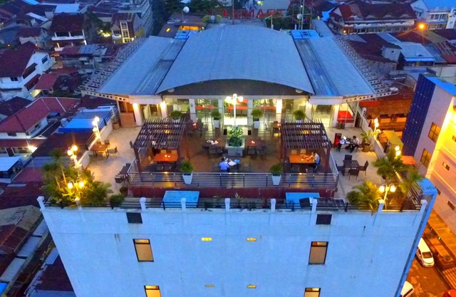 Transera Hotel Pontianak