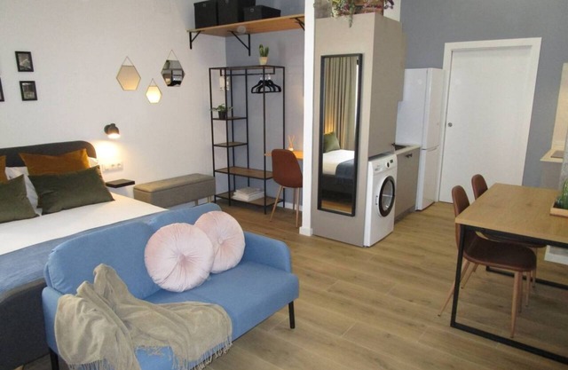 Travel Habitat Patraix Suite with Terrace