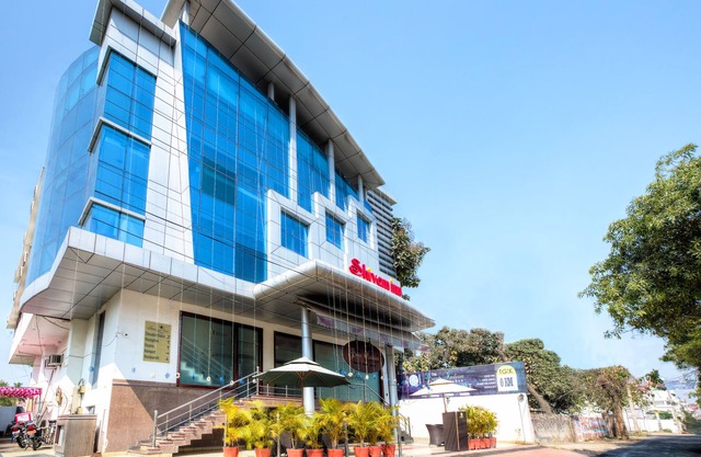 Treebo Shivam Inn Near Singapore Mall