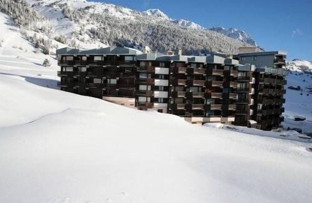 Tres beau logement sur le pistes Bell'alloggio direttamente sulle piste.