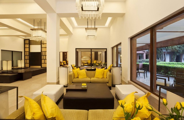 Trident, Agra