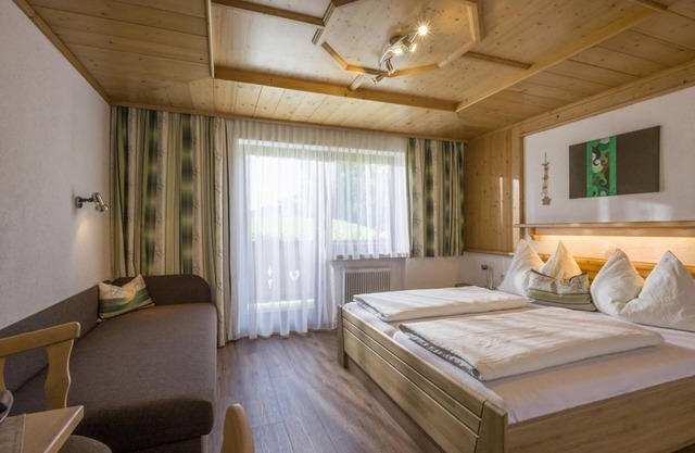 Triple room with shower, WC - Pension Obinghof
