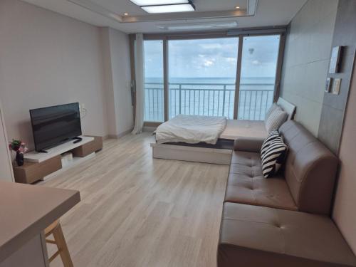 Trium Ocean View
