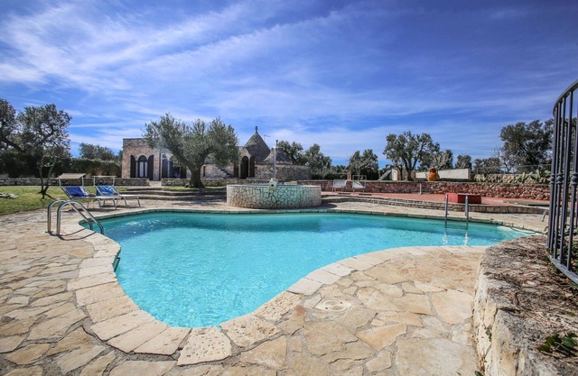 Trullo degli ulivi by pugliadamare