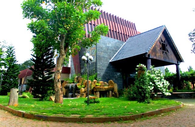 Trung Nguyen Coffee Resort