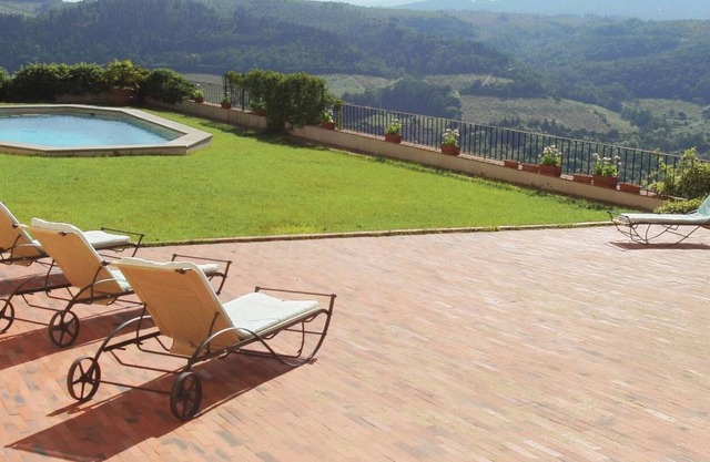 Tuscany castle Summar
