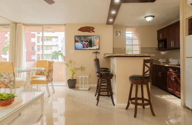 Turtle Beach Towers 1 Bedroom Condo