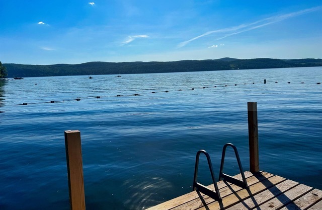 Twin Pines at the Lake - waterfront access w/docks, swimming, fishing, boating