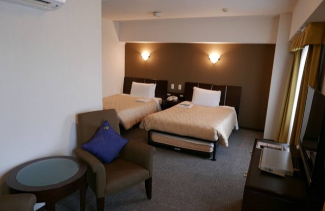 Twin room Smoking Spacious 30 sqm With breakfa/Naha Okinawa