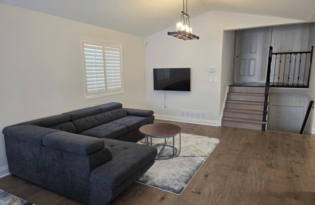 Two bedroom home next to golf course & a variety of restaurants