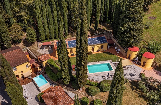 TWO PRIVATE VILLAS WITH 2 HEATED SWIMMING POOLS IN LUSH PRIVATE ESTATE SLEEPS 12