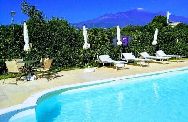 Two-room apartment with private terrace, pool, wi-fi