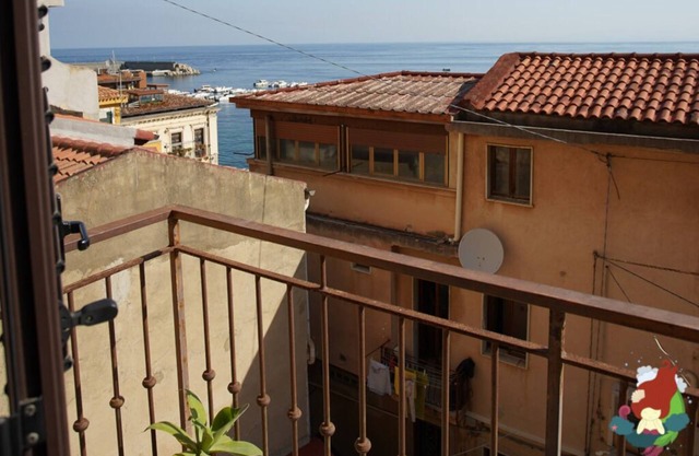 Two-room apartment with Sea View - Chianalea di Scilla