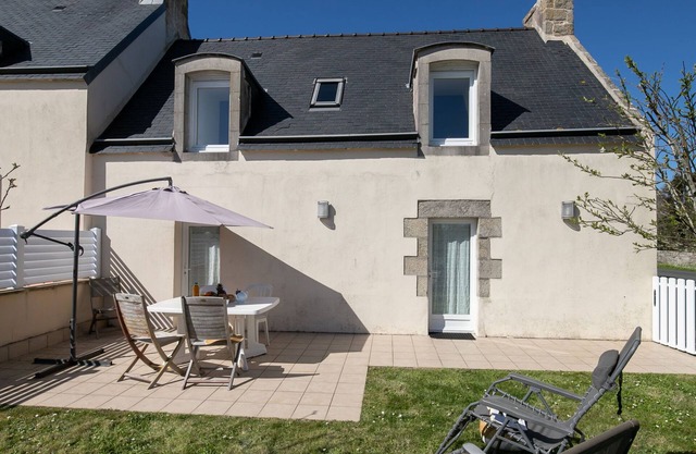 Ty Croisic by Interhome