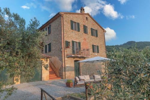 Umbrian Farmhouse Lake and Olive Grove View