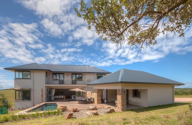 Umthi Lodge, Wildlife, Pool, Power Inverter