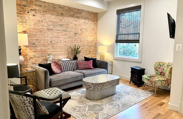 Unbeatable Location on The Hill