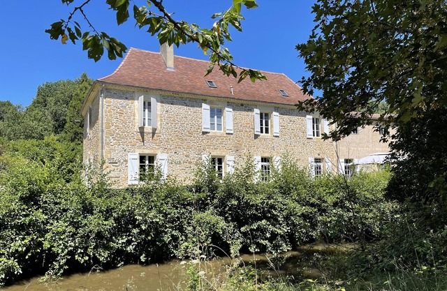 Une charmante maison de campagne / cottage à côté de la rivière (12 personnes)