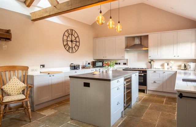 Unique converted Dovecote Grade II listed sleeps 6 set in the Cotswolds.