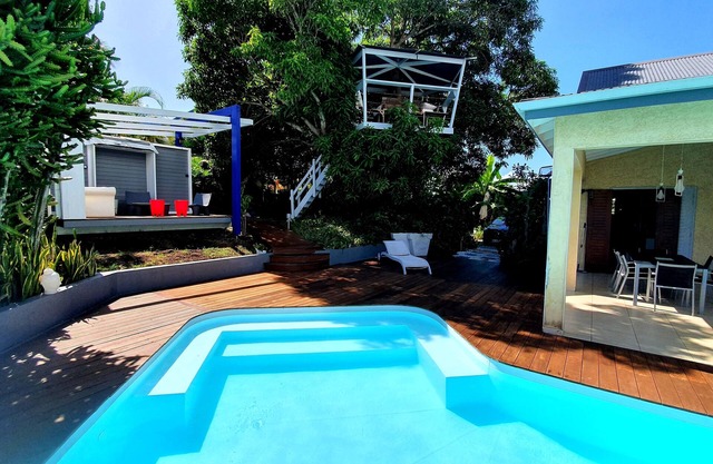 Unique in Guadeloupe: Villa 400 m from the beach with mango tree house
