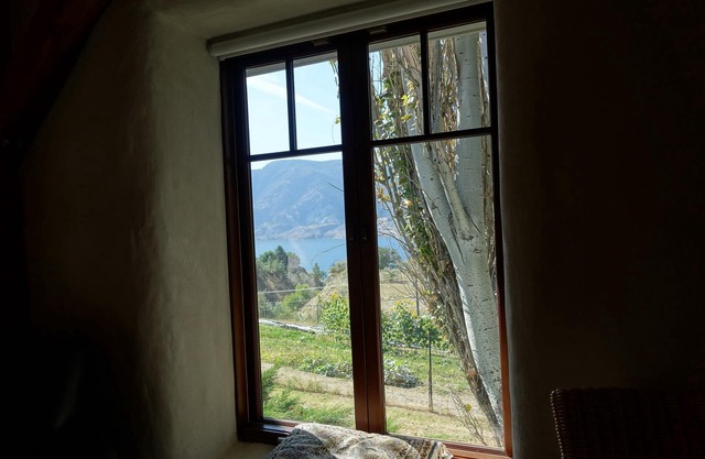 Unique Straw Bale Guest House with Pool and Hot Tub