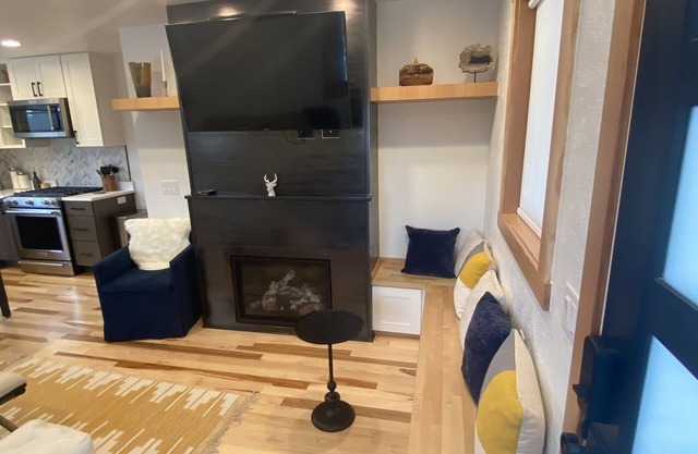 University Area-New Micro House