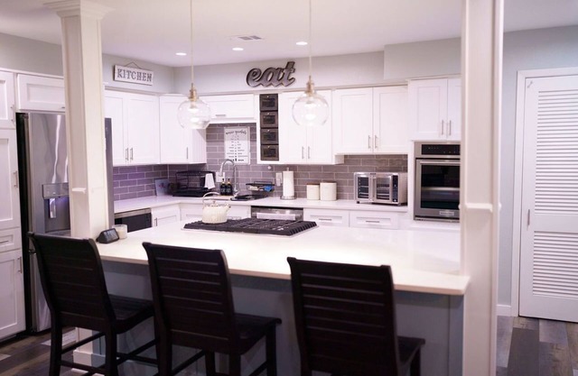 Unwind - Beautiful 3 BR, Expansive Patio, Grill