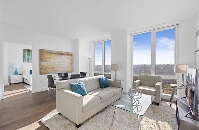 Upscale Two Bedroom Apartment | Fully Furnished | Downtown White Plains
