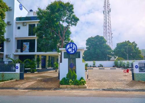 Uranium Continental Hotel - UCH