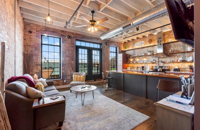 Urban Loft #5 GRAY · Downtown Urban Loft above Restaurants & Boutiques