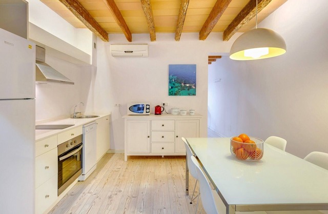 URBAN SUITES 1 PALMA STANDARD TI/75