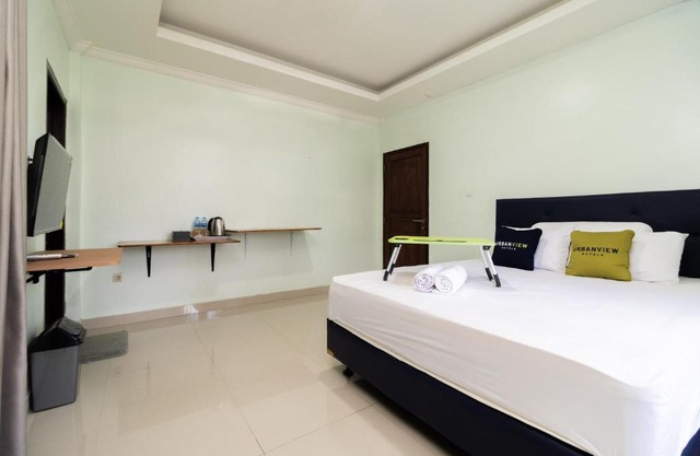 Urbanview Hotel Kampung Istal Megamendung Puncak by RedDoorz