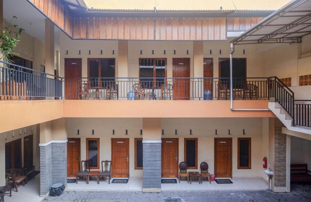 Urbanview Syariah Wisma Wongso Borobudur