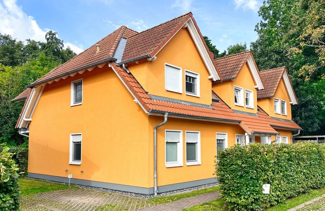 Urlaub in Strandnähe und in Idyllischer Lage - Villa Waldidyll Fewo Rügenglück