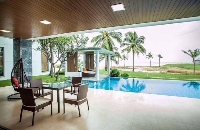 V8-THE MOST LUXURY-BEACHFRONT VILLA