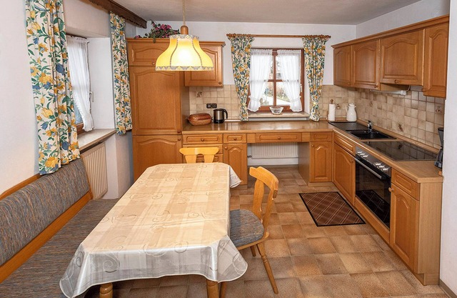 Vacation apartment I separate living room/bedroom, 40 sqm on the 1st floor