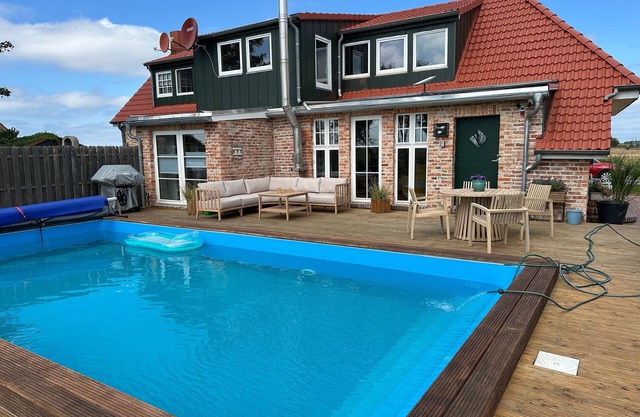 Vacation home for 4 guests with 85m² in Norden (297544)