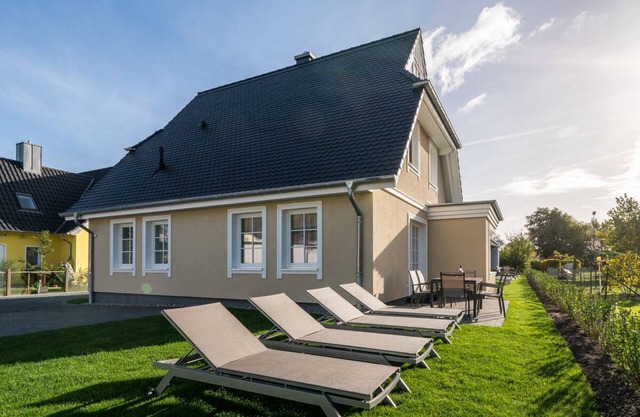 Vacation home for 6 guests with 140m² in Ahrenshoop (164705)