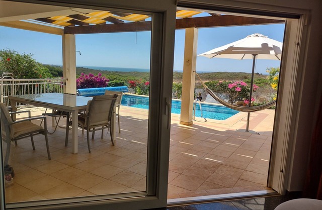 Vacation home "Ingrina sea view" in Ingrina Sol, (Cerro do Homem) near Raposeira