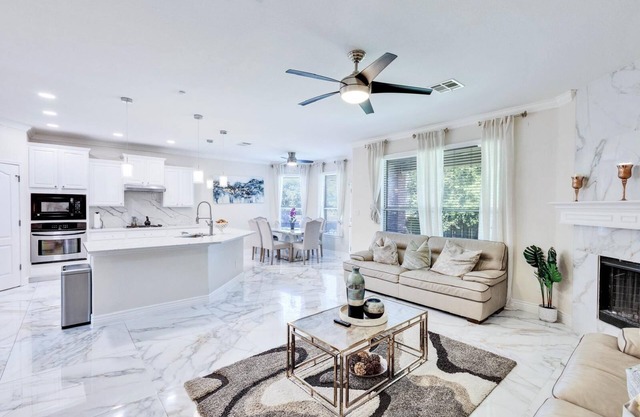 Vacation home just 16 minutes from Kalahari Indoor Water Park