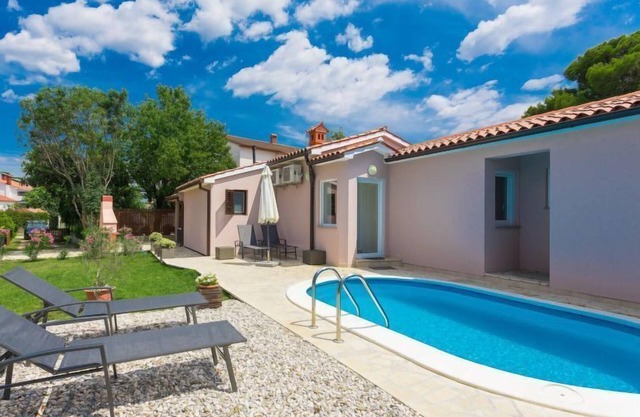 Vacation home Lino by Interhome