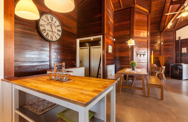 Vacation Home "Wood House Massaranduba" with Private Pool, Private Terrace & Wi-Fi