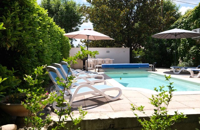 Vacation rental house with pool MOURIES LS1-308