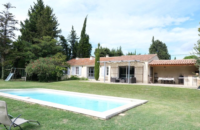 Vacation rental house with pool MOURIES LS1-343