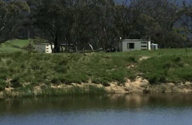 Valley & Mountain View Cabins Krawarree